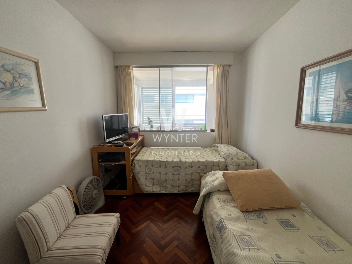 Apartamento ID.963 - A pasos del puerto, 2 y dependencia