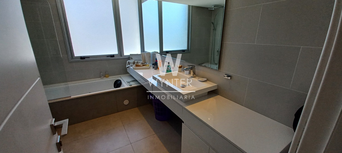 Apartamento ID.1486 - Lumiere - Frente al mar!!!  3 suites y dependencia de servicio