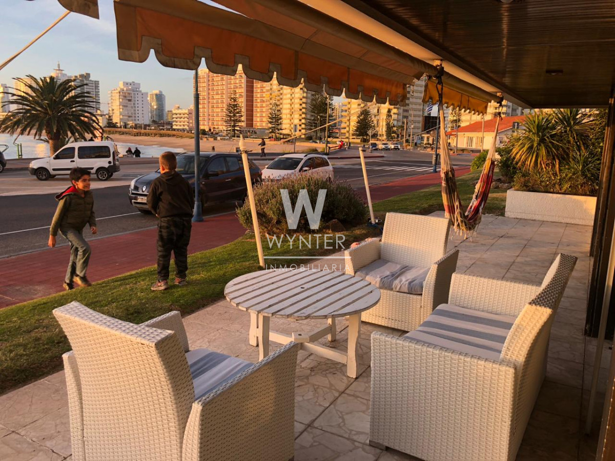 Apartamento ID.115 - Frente al mar con muy buena vista