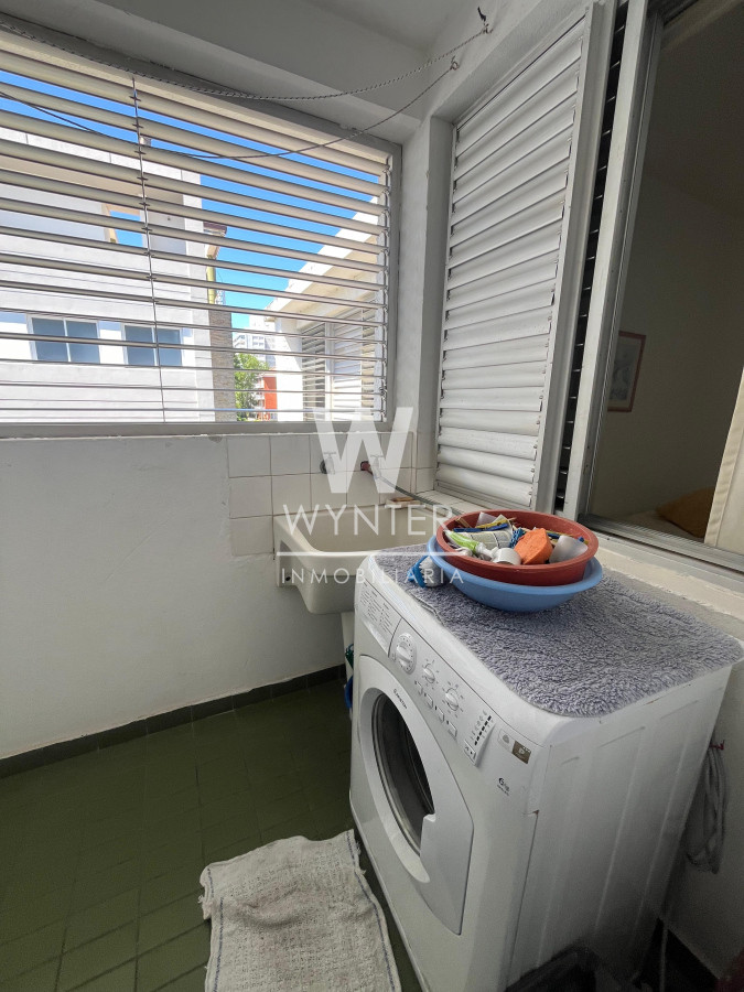 Apartamento ID.963 - A pasos del puerto, 2 y dependencia