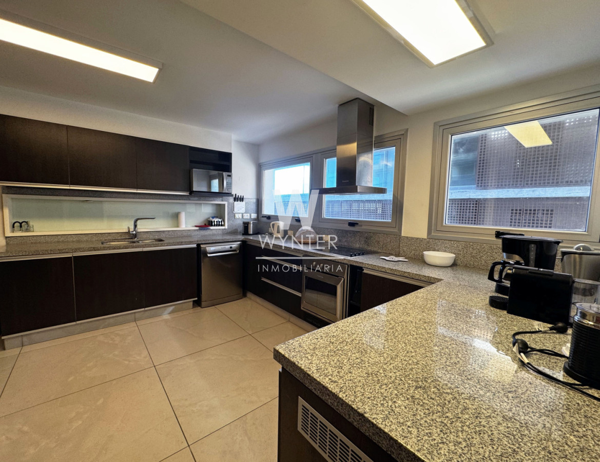 Apartamento ID.3620 - Apartamento en venta frente al mar - 3 suites y dep. de servicio - Silente