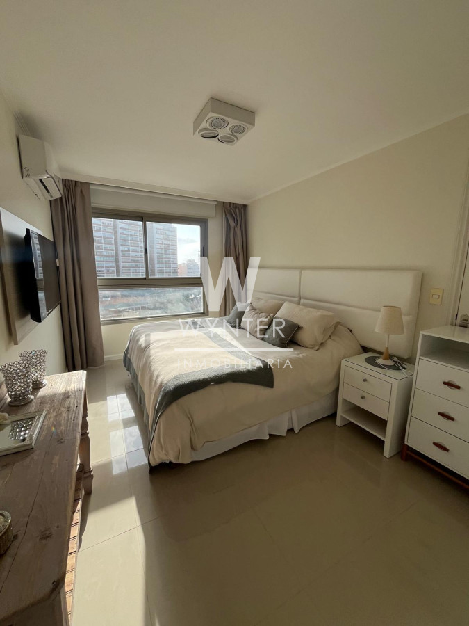Apartamento ID.99 - Apartamento en venta con garage - 3 suites 