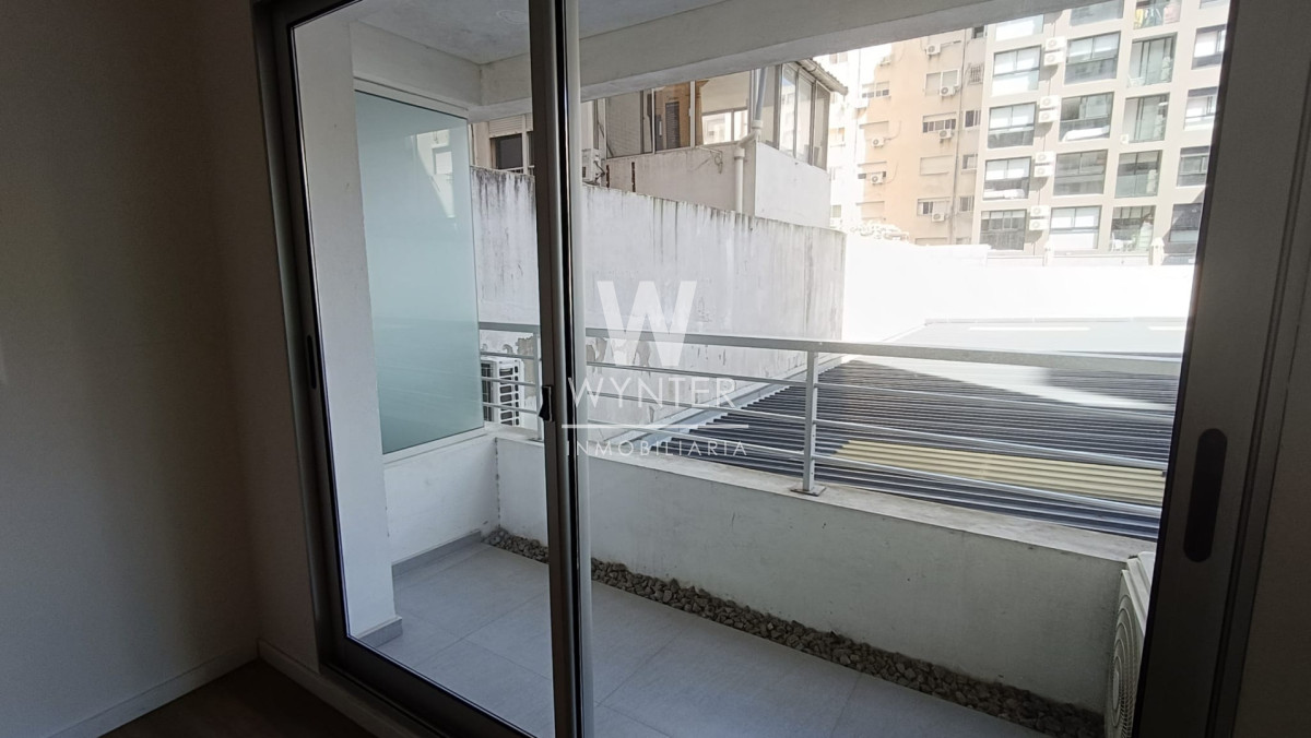 Apartamento ID.6079 - ALQUILER, MONOAMBIENTE CON TERRAZA, POCITOS