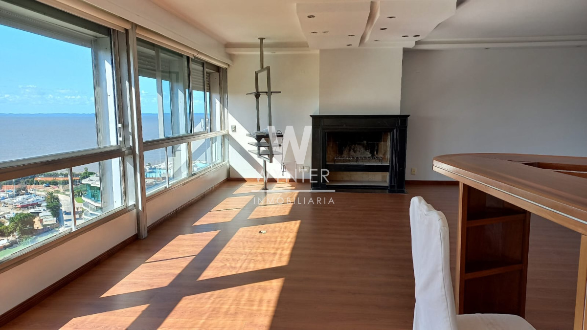Apartamento ID.2910 - En venta o alquiler,  3 dormitorios, edificio Panamericano