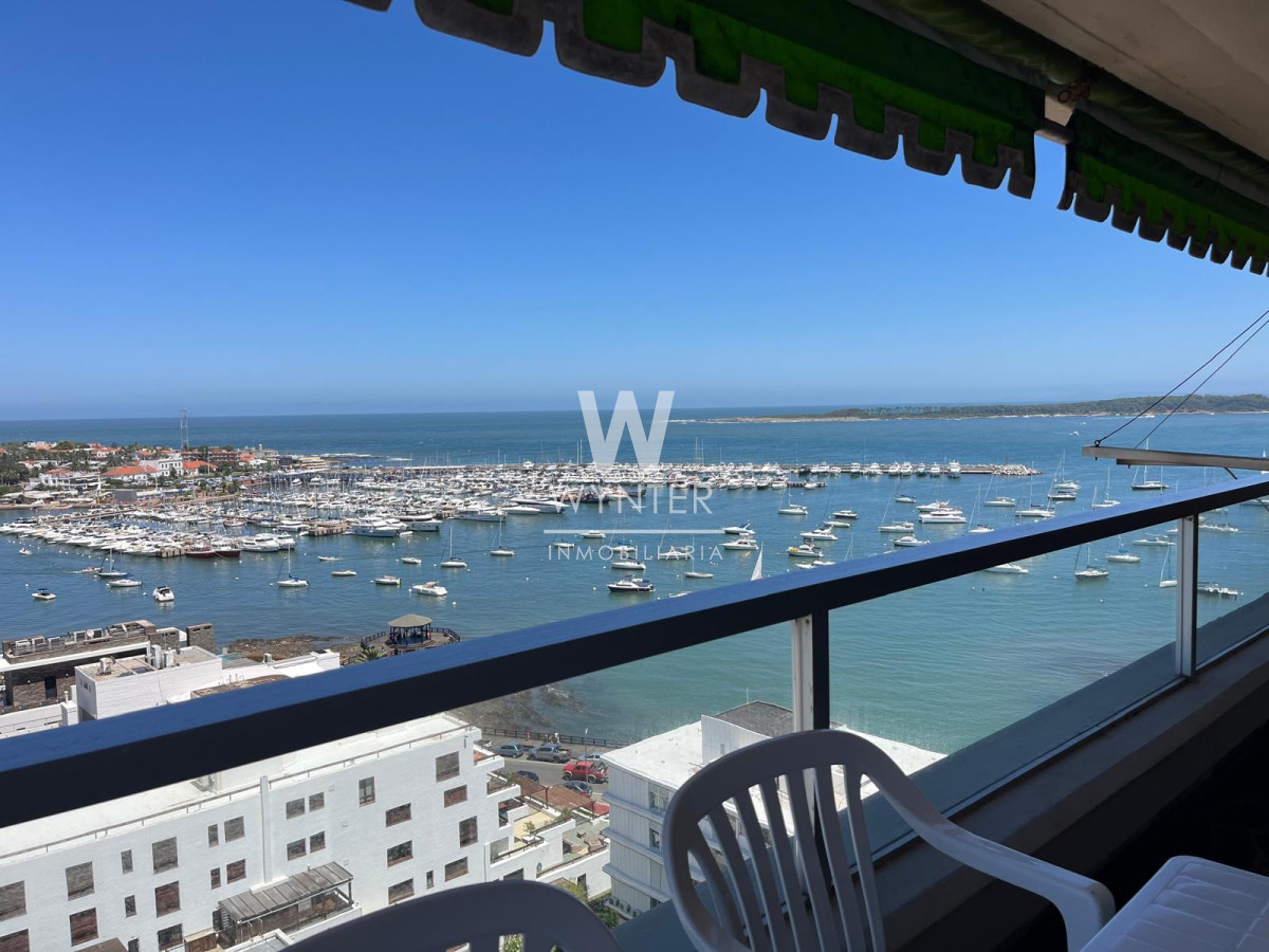 Apartamento ID.883 - Piso Alto A Pasos Del Puerto - 3 Dorm.