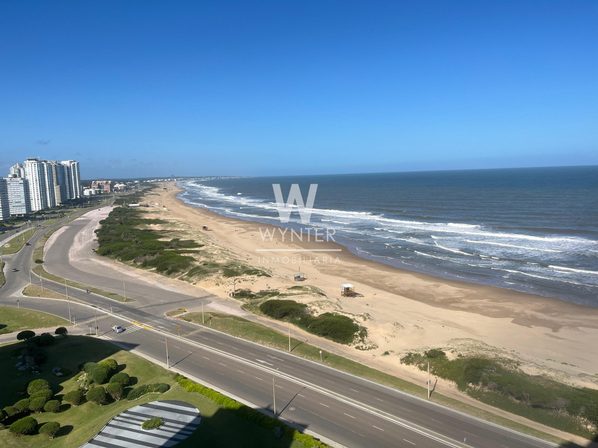 Apartamento ID.5252 - Apartamento en venta - excelente planta de 3 suite y dep. de servicio