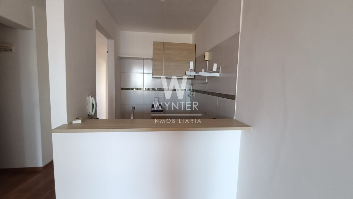 Apartamento ID.6084 - Alquiler, 1 dormitorio con garaje, Pocitos 