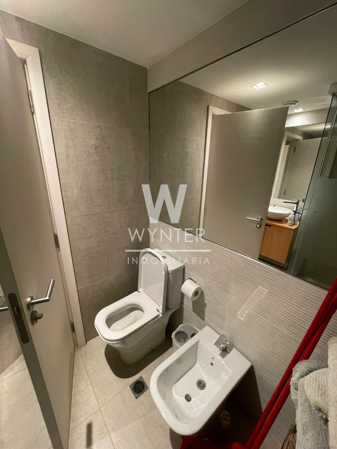Apartamento ID.5340 - Edificio en venta, con renta, Pocitos 