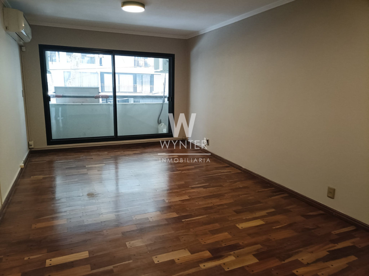 Apartamento ID.6538 - ALQUILER - 3 DORMITORIOS Y SERVICIO – POCITOS