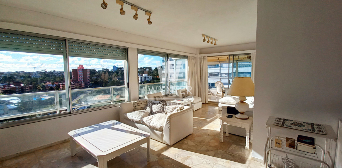 Apartamento ID.6516 - Apartamento en venta 2 dormitorios a la mansa 