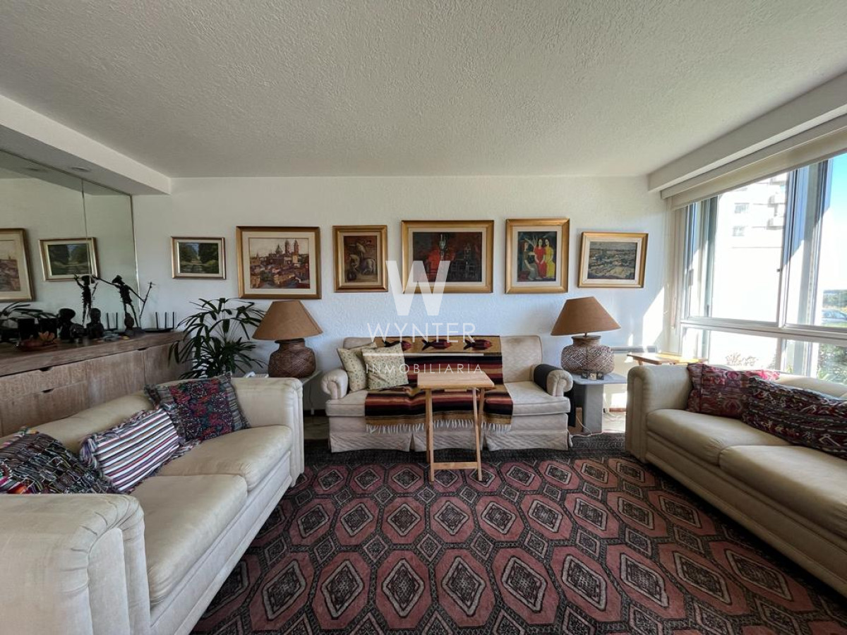 Apartamento ID.4321 - Alquiler temporal en edificio Fragata, con todos los servicios!!!