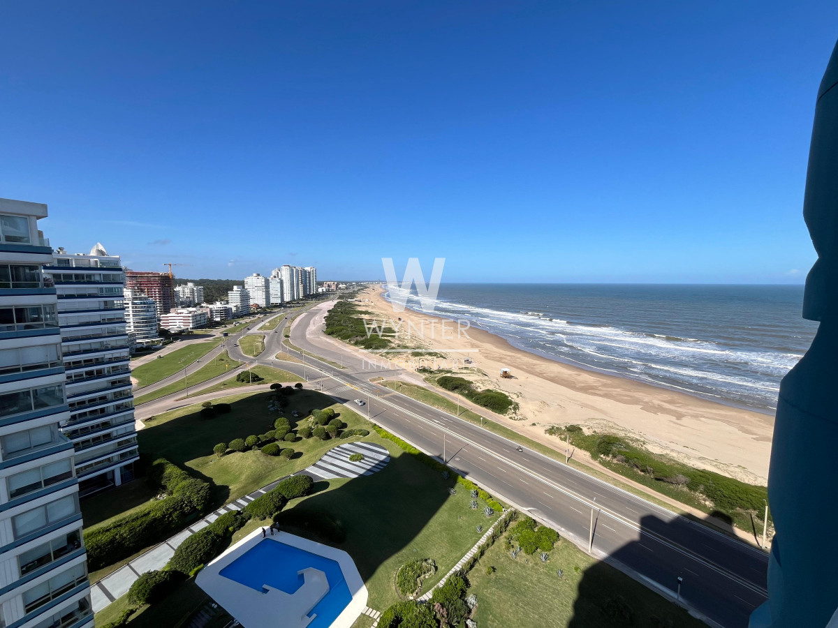 Apartamento ID.5252 - Apartamento en venta - excelente planta de 3 suite y dep. de servicio