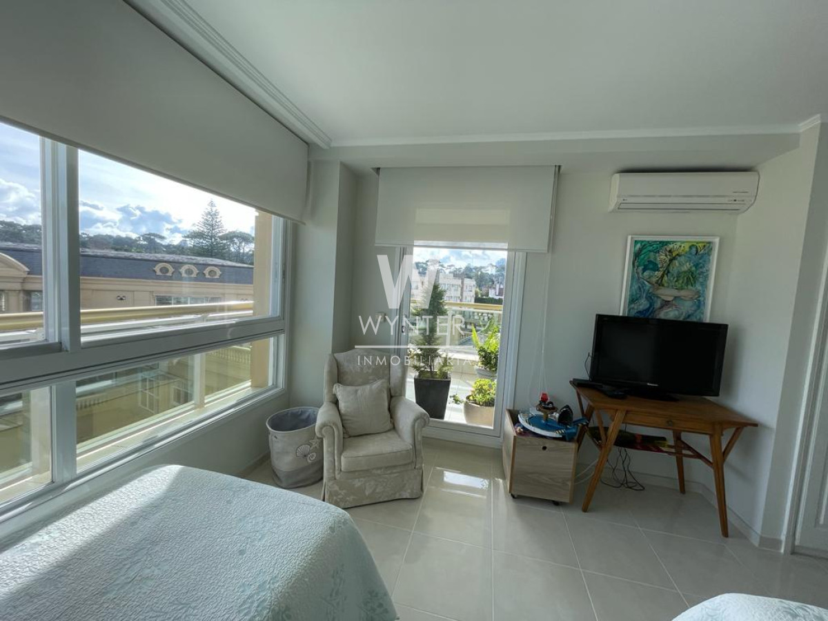 Apartamento ID.4829 - Le Jardin esquinero - 3 suites y dependencia de servicio.
