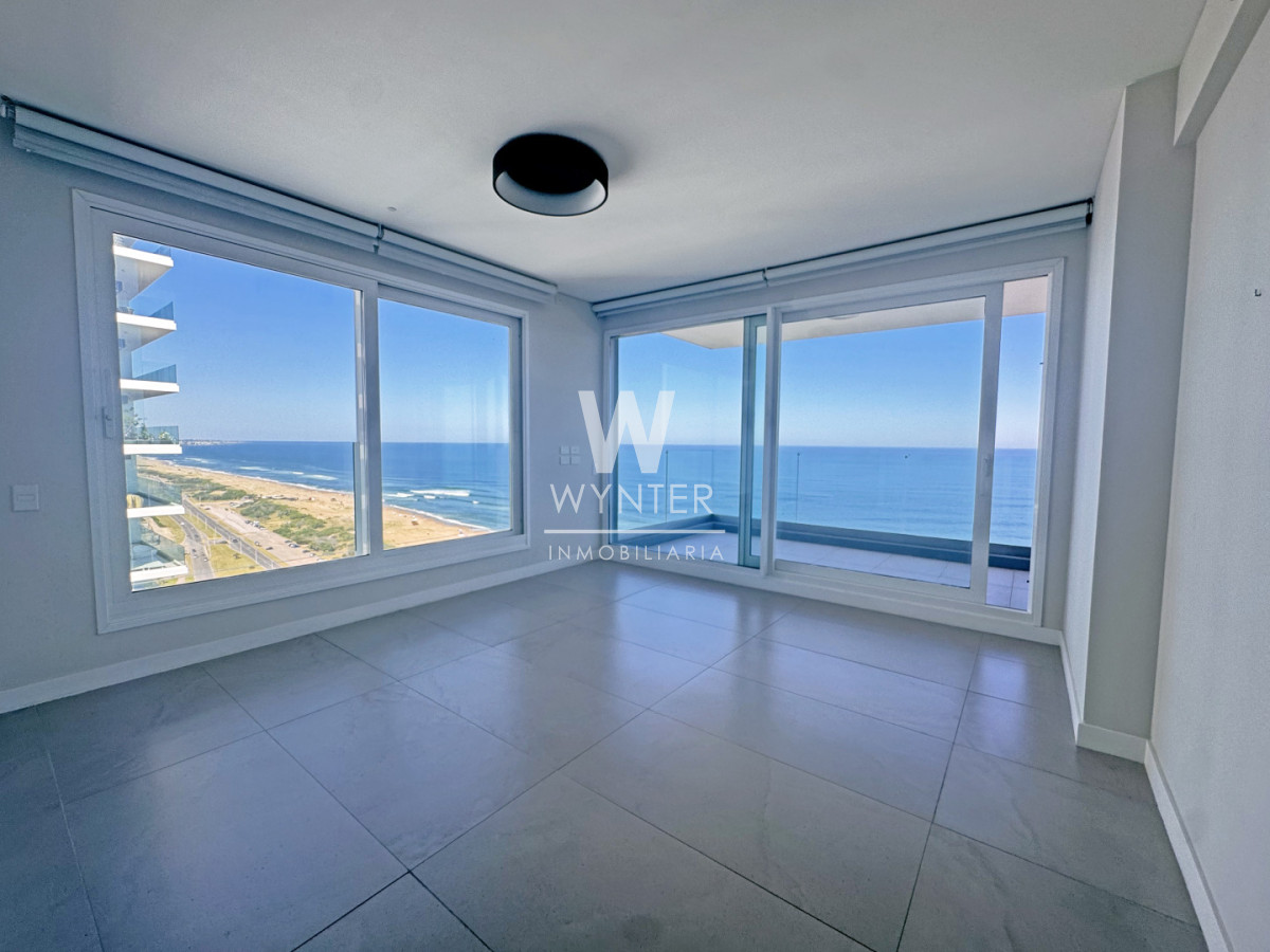 Apartamento ID.5299 - Apartamento en venta - Le Parc esquinero, piso muy alto!!!