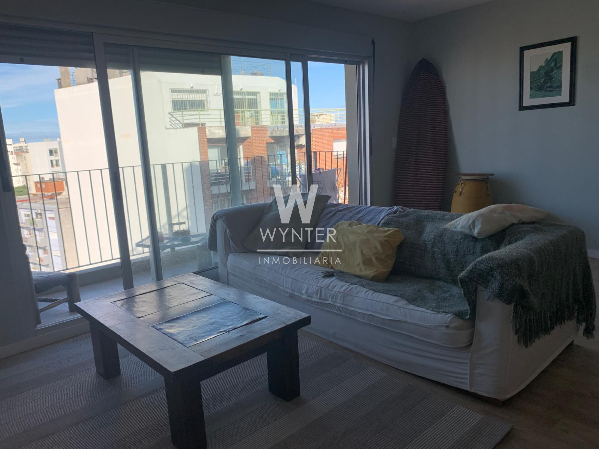 Apartamento ID.4144 - Apartamento en alquiler, con muebles, 1 dormitorio. Cordón 