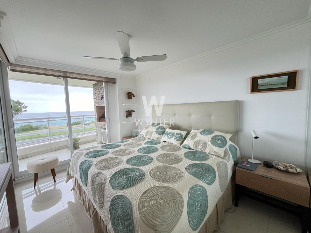 Apartamento ID.3419 - Cruceros - Primera fila frente al mar - 3 suites y dependencia de servicio independiente