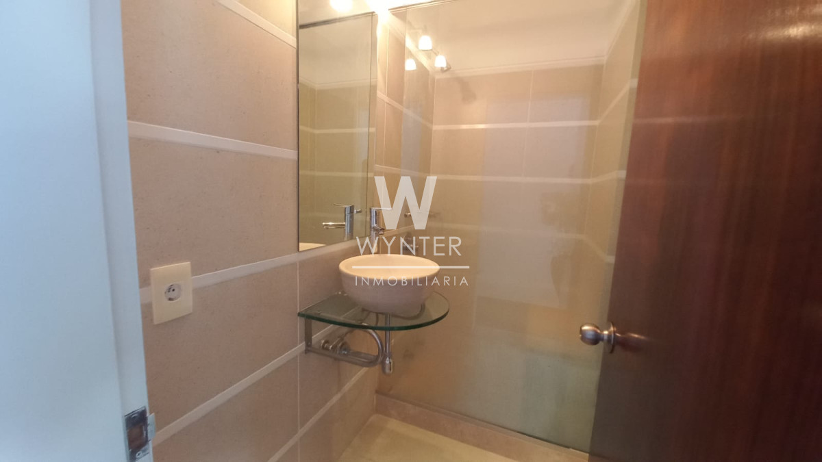 Apartamento ID.2910 - En venta o alquiler,  3 dormitorios, edificio Panamericano