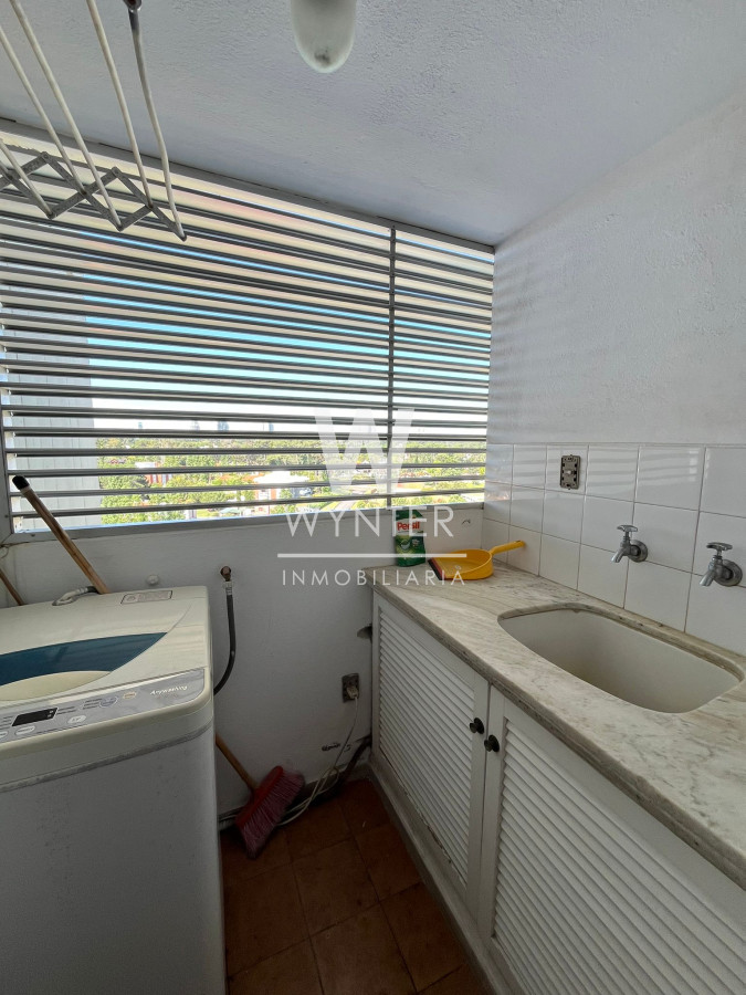 Apartamento ID.1317 - Piso alto con vista al mar - 3 dormitorios