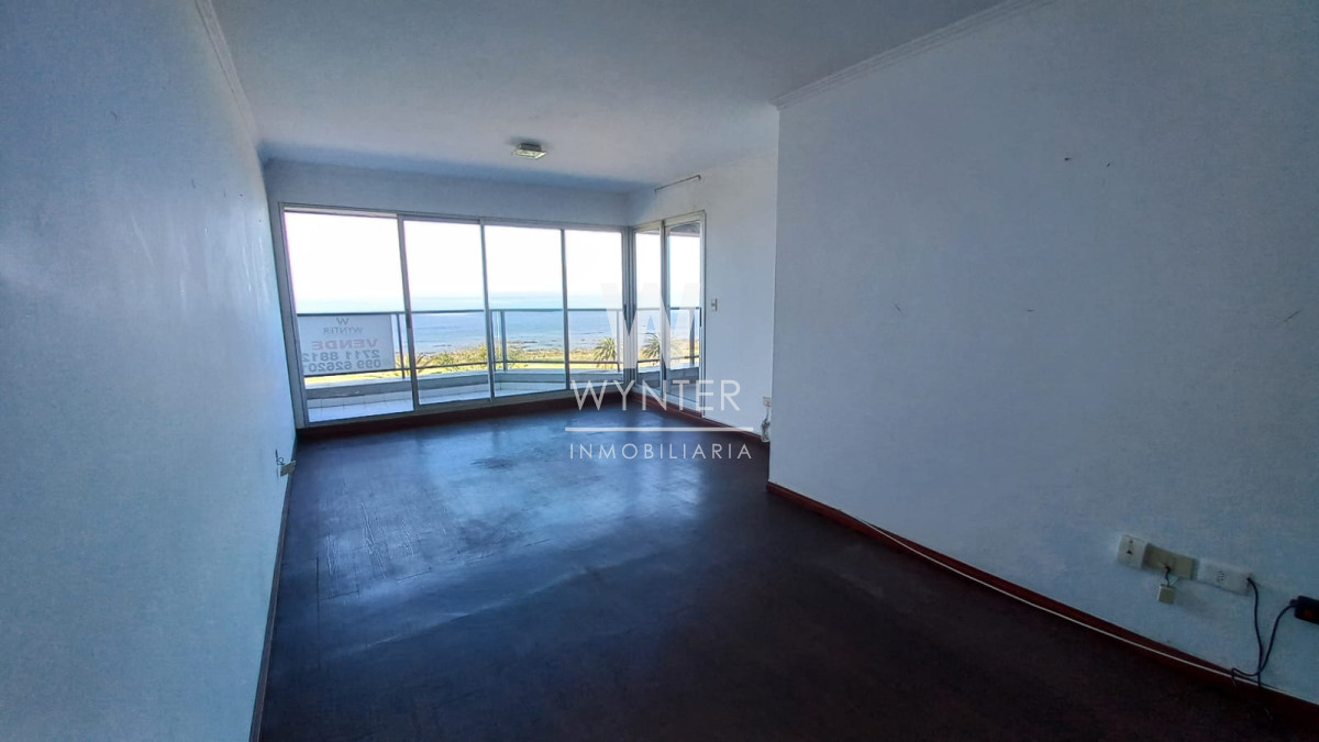 Apartamento ID.5081 - Venta. Apartamento en Rambla Gandhi, 3 dorm y servicio 