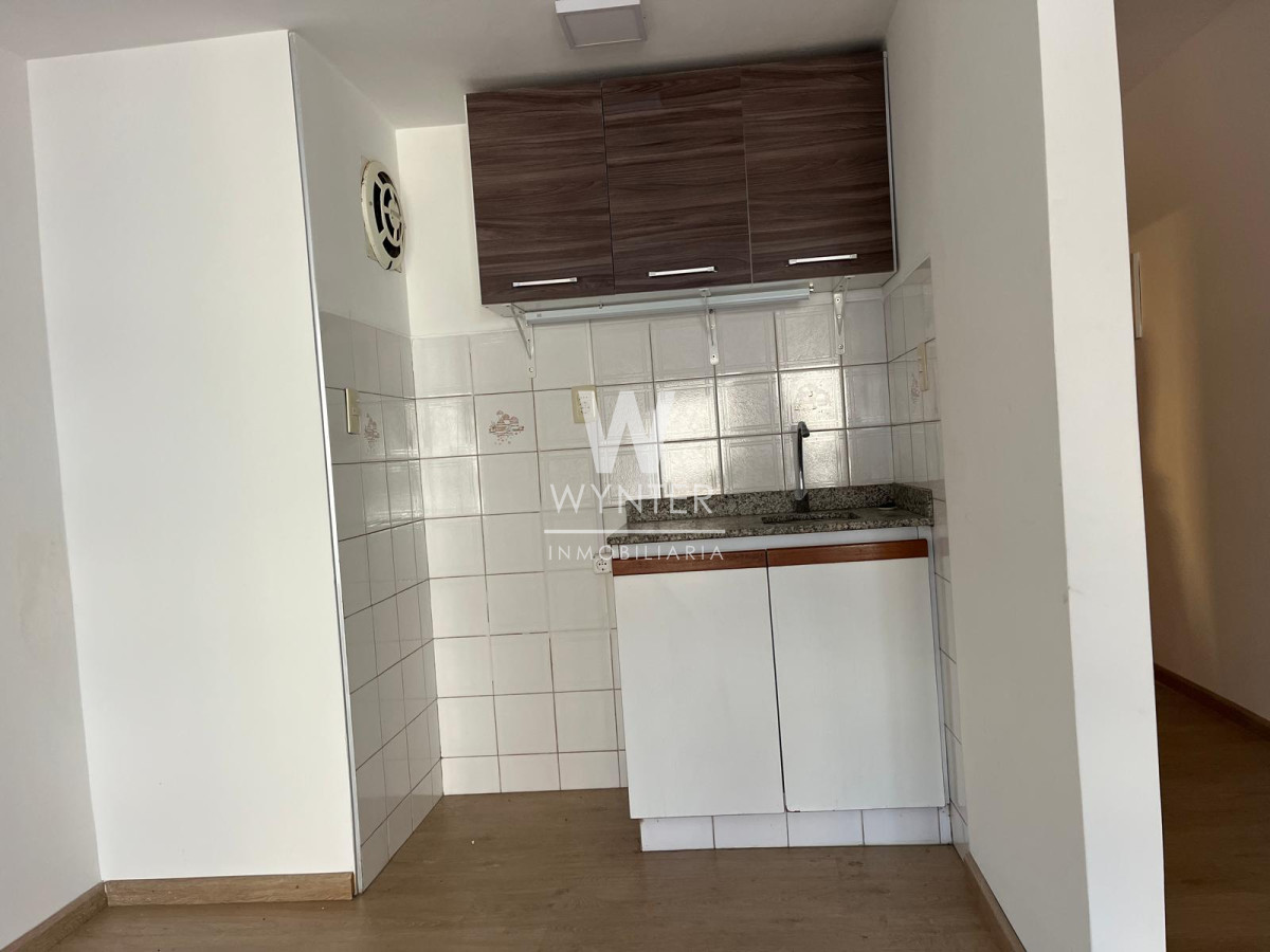 Apartamento ID.5099 - Alquiler monoambiente, Punta Carretas 