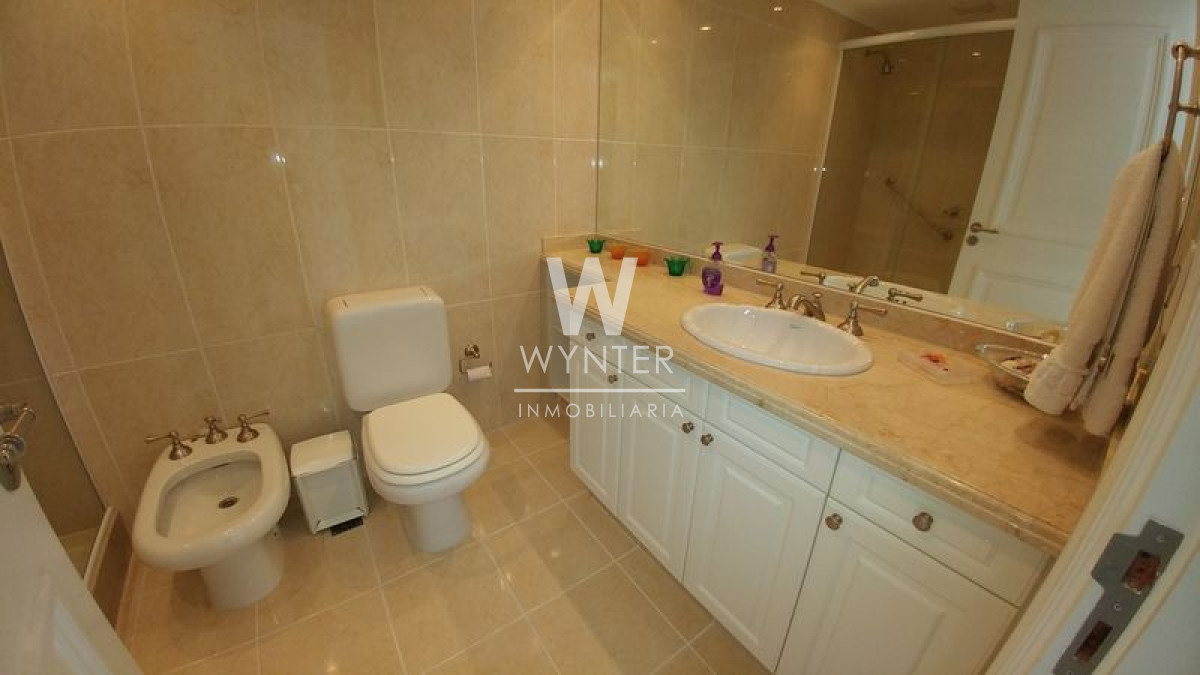 Apartamento ID.912 - Espectacular Vista Al Mar - 3 Dorm.