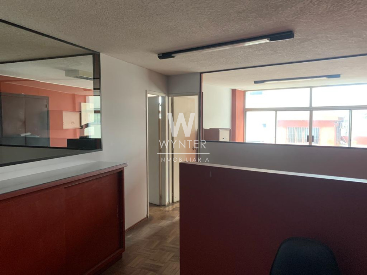 Apartamento ID.4438 - En venta, para vivienda u oficina, Cordón. 