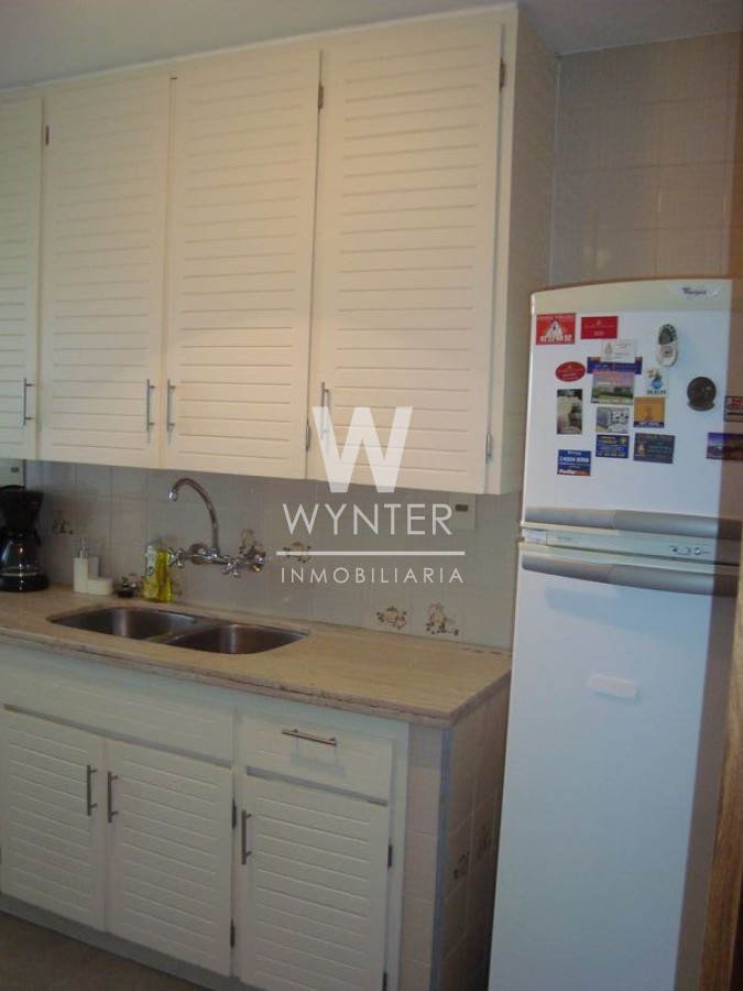 Apartamento ID.926 - Excelente apartamento reciclado con vista al mar - 3 Dorm