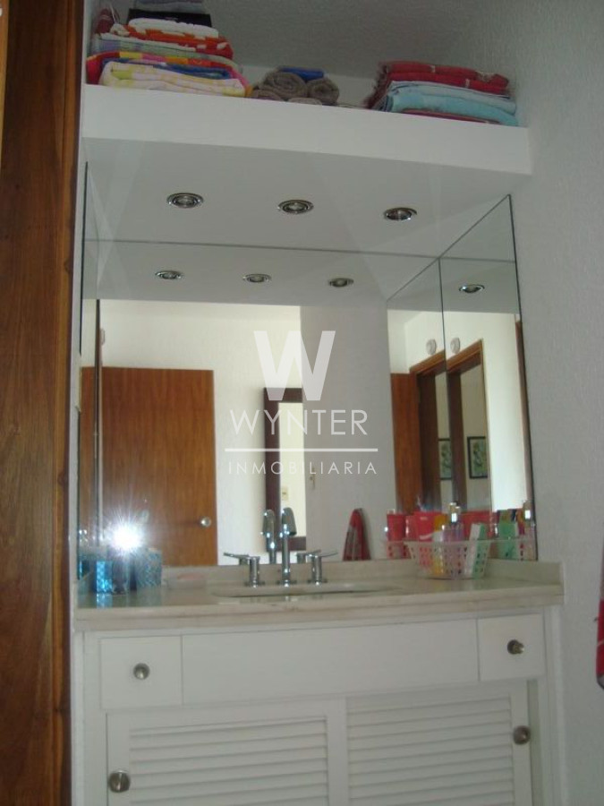 Apartamento ID.926 - Excelente apartamento reciclado con vista al mar - 3 Dorm
