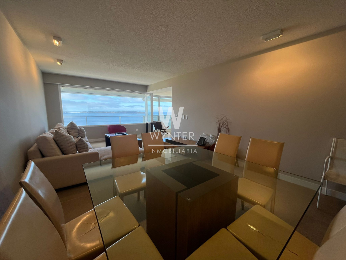Apartamento ID.4323 - Excelente vista al mar, totalmente reciclado - 2 y dependencia