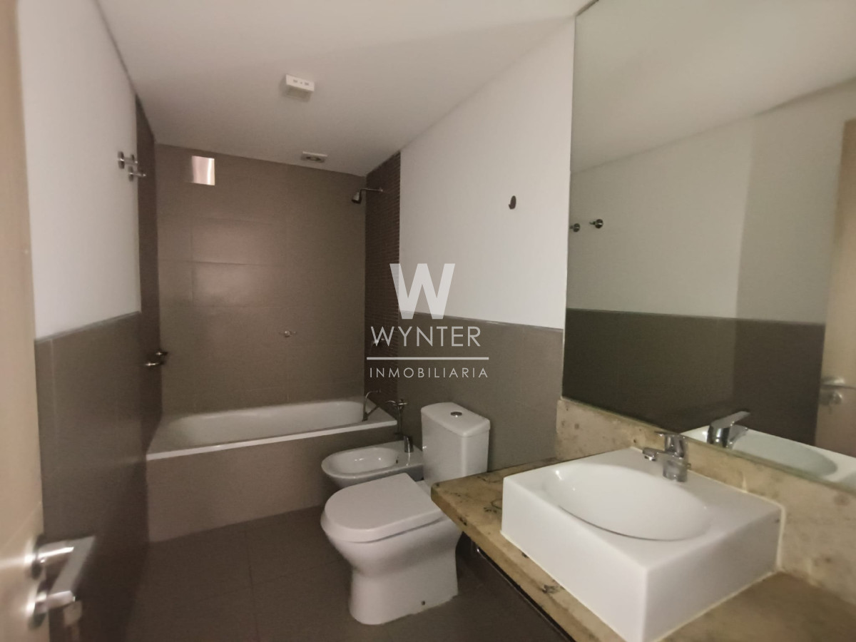 Apartamento ID.6475 - Alquiler 2 dormitorios, Villa Biarritz 