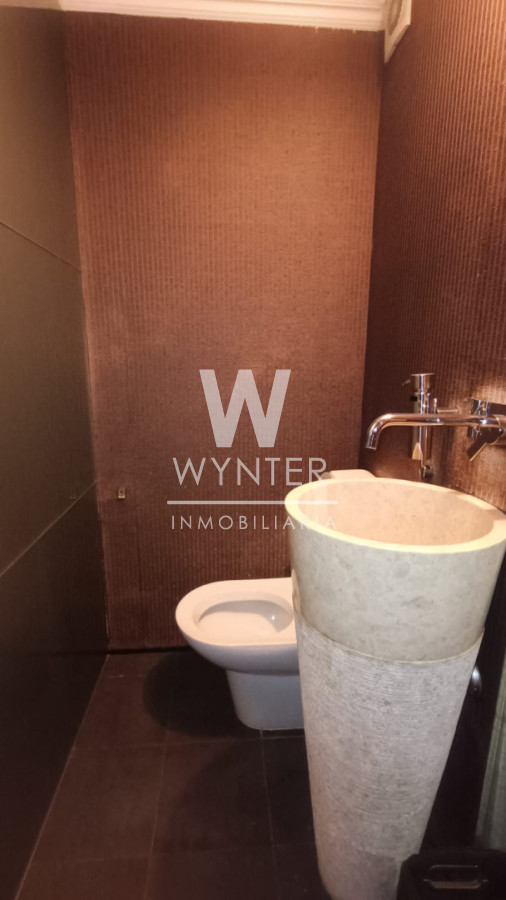 Apartamento ID.6098 - APARTAMENTO EN VENTA EN EL GOLF, 4 DORMTIROS Y SERVICIO. 