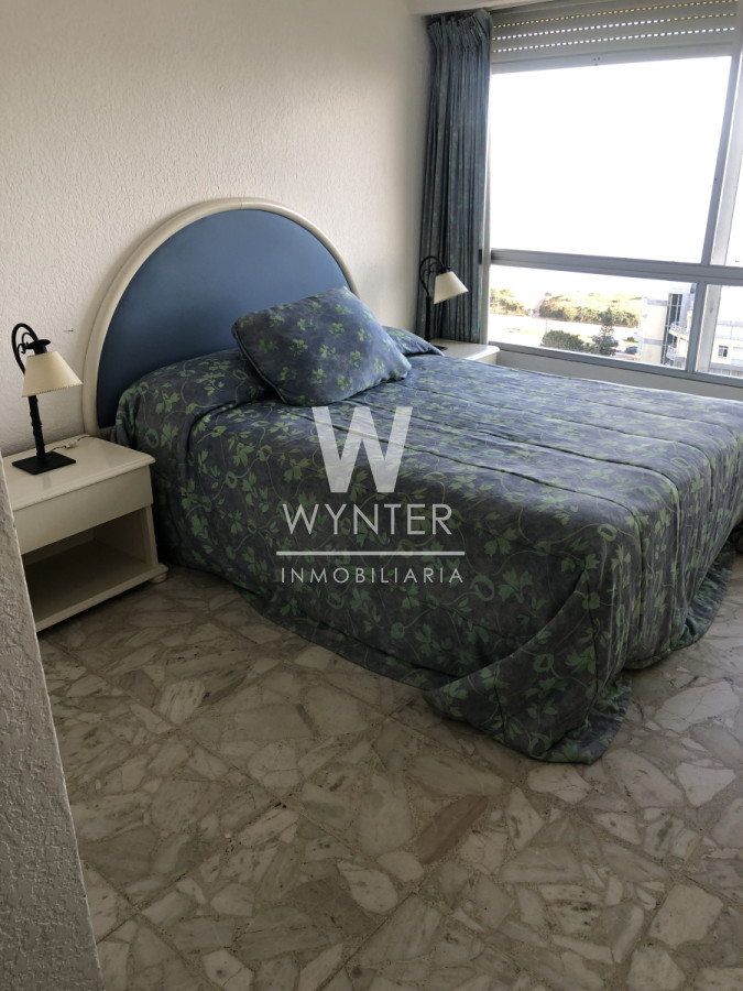 Apartamento ID.926 - Excelente apartamento reciclado con vista al mar - 3 Dorm