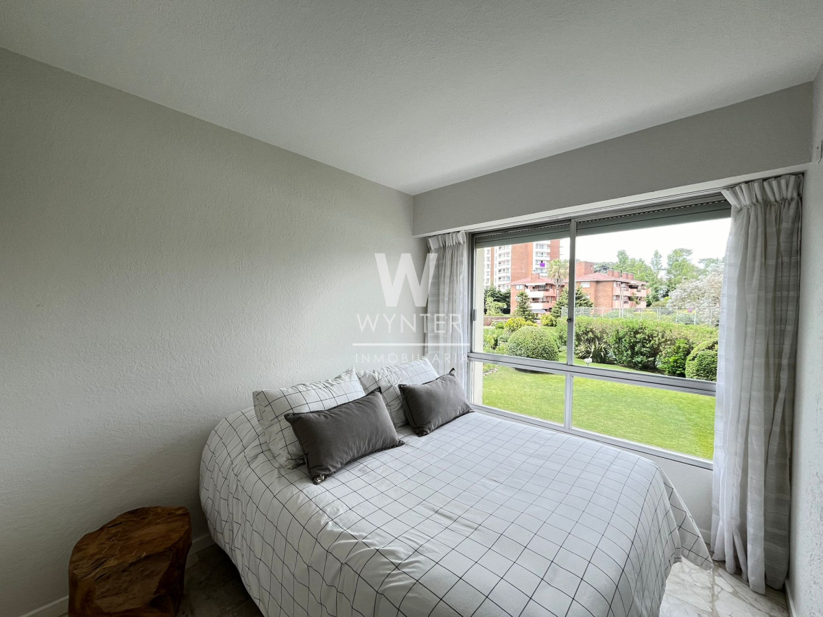 Apartamento ID.3602 - Alquiler temporal edificio Fragata Playa Mansa - 3 dormitorios