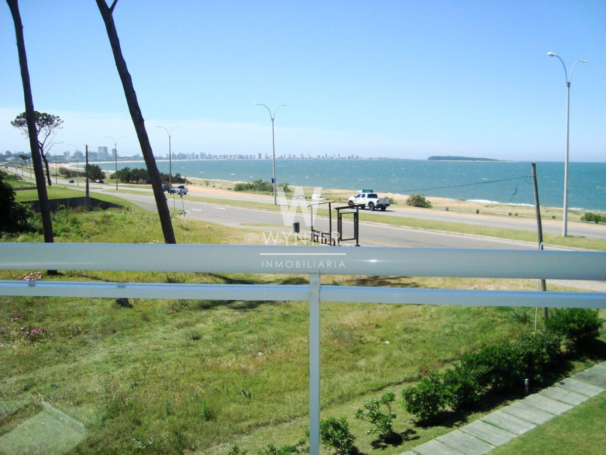 Apartamento ID.3419 - Cruceros - Primera fila frente al mar - 3 suites y dependencia de servicio independiente