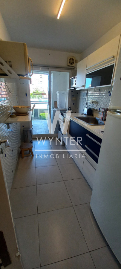 Apartamento ID.6042 - Torre Manhattan - Próximo Playa Brava y Mansa - 2 dormitorios