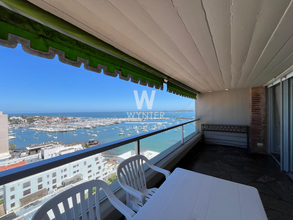 Apartamento ID.883 - Piso Alto A Pasos Del Puerto - 3 Dorm.