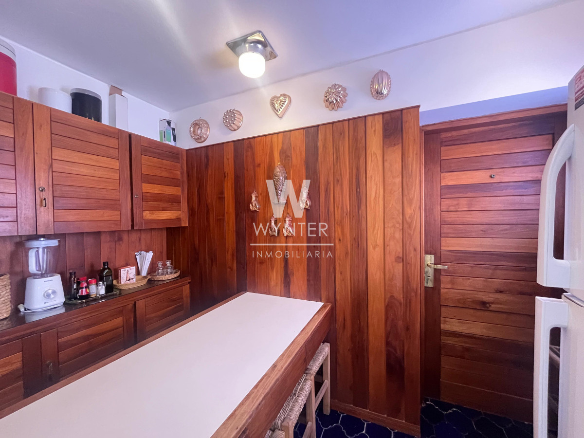 Apartamento ID.5443 - Apartamento en venta - Primera fila sobre el Emir
