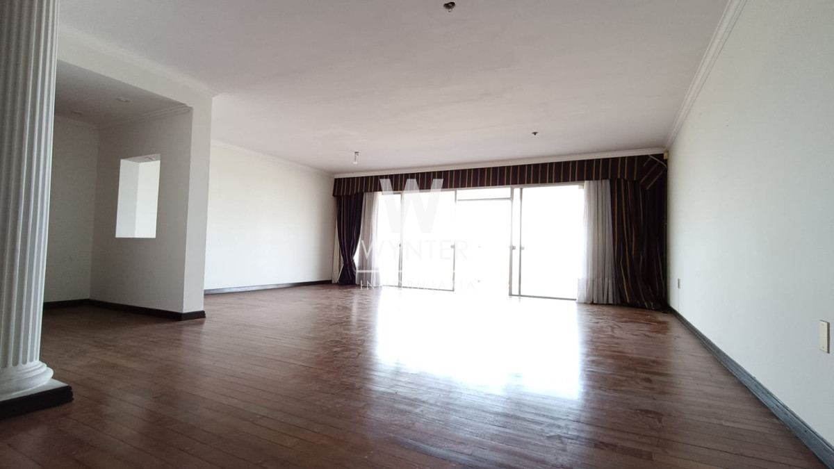Apartamento ID.5266 - APARTAMENTO EN VENTA, RAMBLA GADNHI, 3 DORMITORIOS Y SERVICIO.