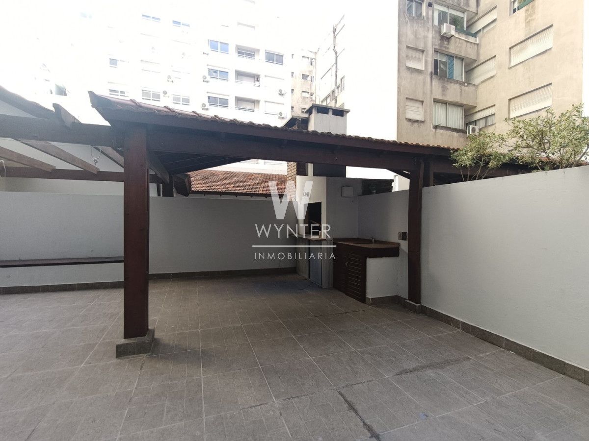 Apartamento ID.6538 - ALQUILER - 3 DORMITORIOS Y SERVICIO – POCITOS