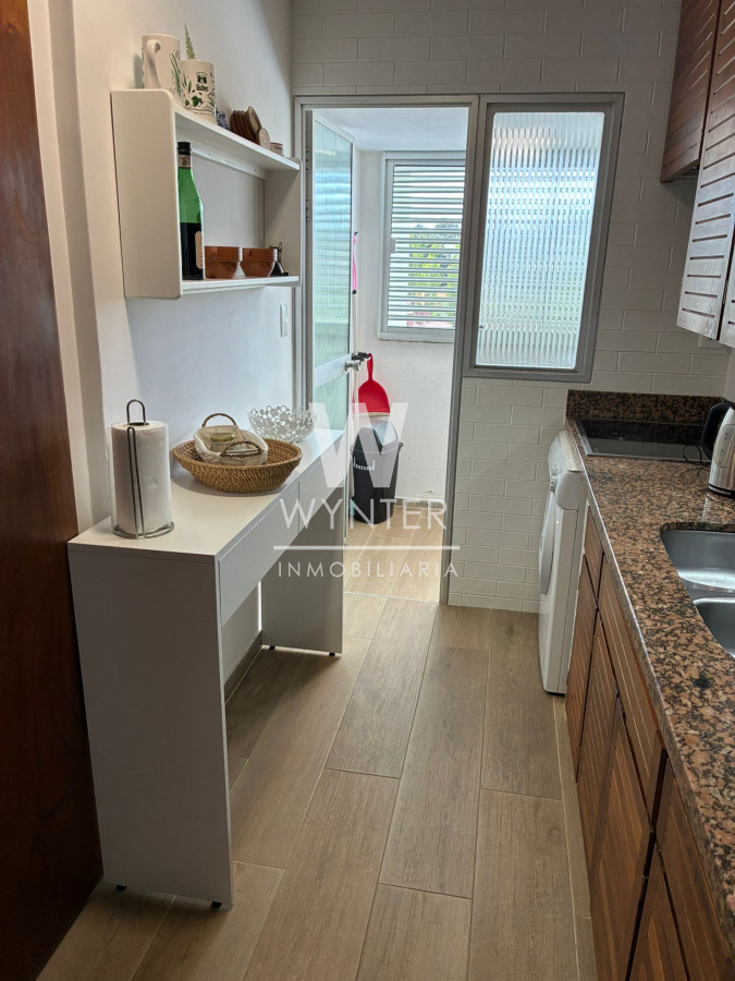 Apartamento ID.333 - Excelente Complejo - 3 dormitorios con vista al mar en edificio Fragata en alquiler