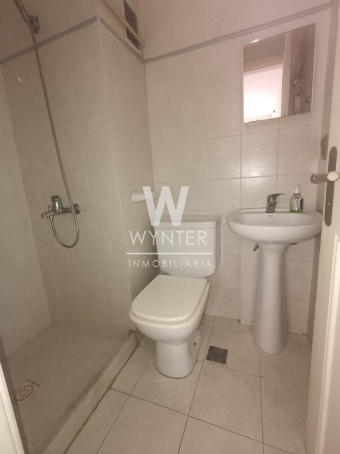 Apartamento ID.6538 - ALQUILER - 3 DORMITORIOS Y SERVICIO – POCITOS