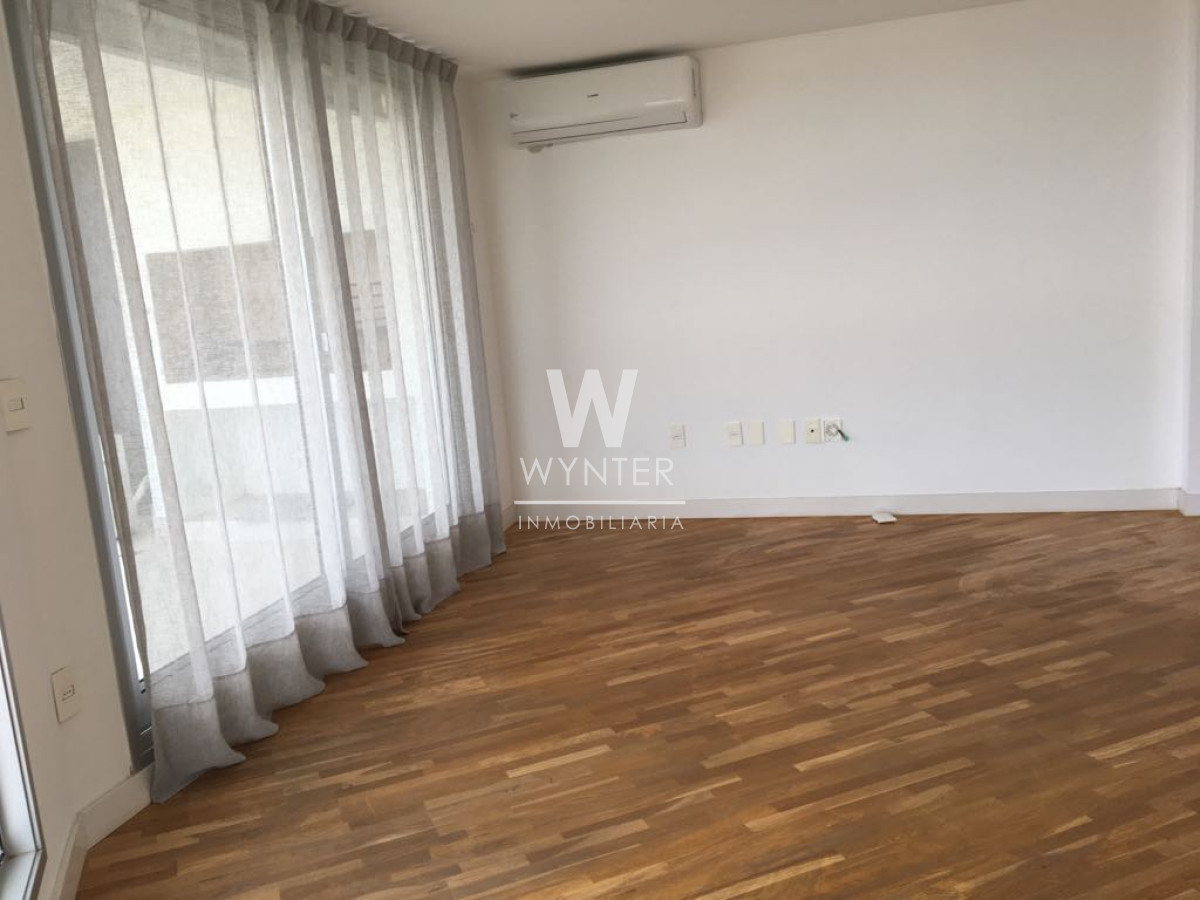 Apartamento ID.5179 - Venta, 3 dormitorios, Rambla 