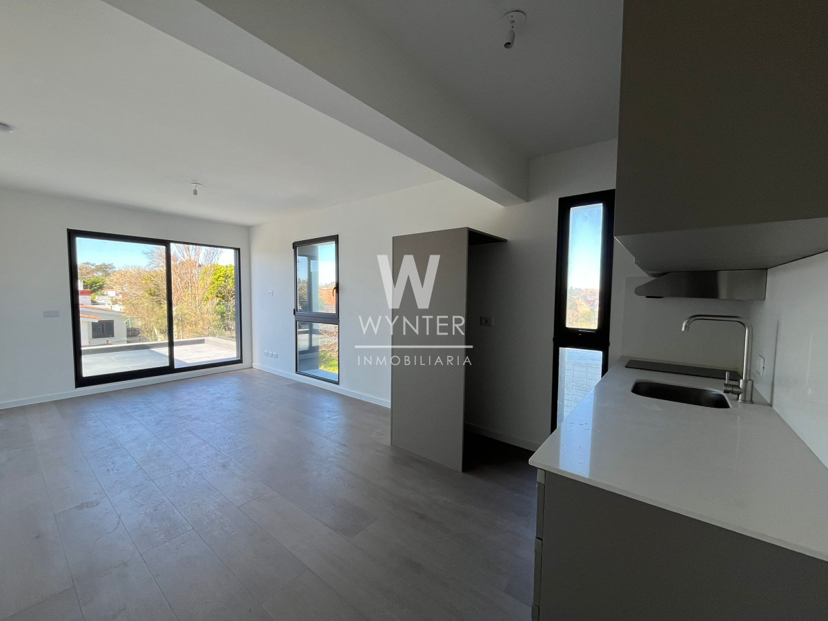 Apartamento ID.5547 - Apartamento en venta amparado por la Ley de Vivienda Promovida, a  pasos del mar - 2 dormitorios y medio