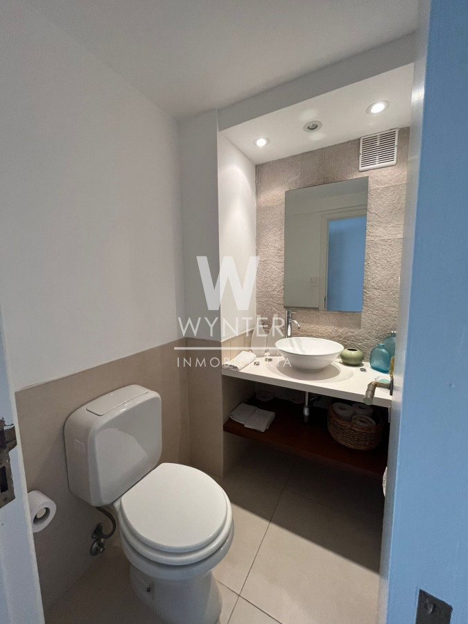 Apartamento ID.3060 - Primera fila sobre la mansa - 3 suites más den.