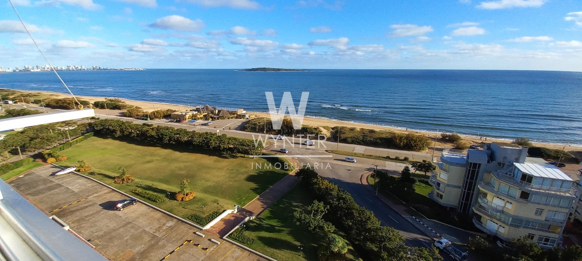 Apartamento ID.460 - Primera fila con hermosa vista al mar, edificio Goleta - 3 Dorm