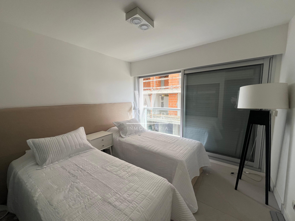 Apartamento ID.3620 - Apartamento en venta frente al mar - 3 suites y dep. de servicio