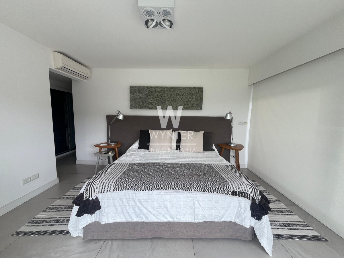 Apartamento ID.3620 - Apartamento en venta frente al mar - 3 suites y dep. de servicio