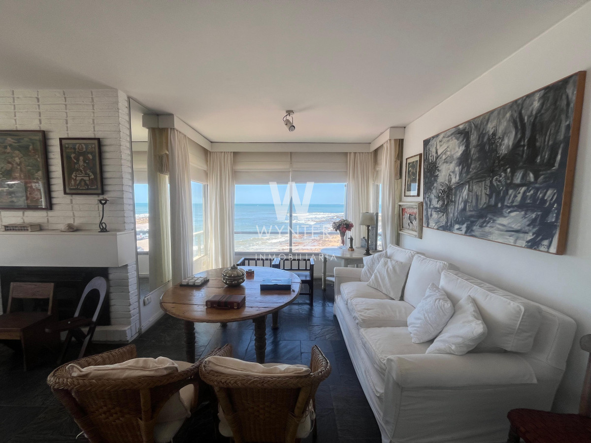Apartamento ID.5443 - Apartamento en venta - Primera fila sobre el Emir