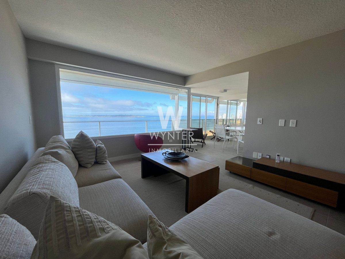 Apartamento ID.4323 - Excelente vista al mar, totalmente reciclado - 2 y dependencia