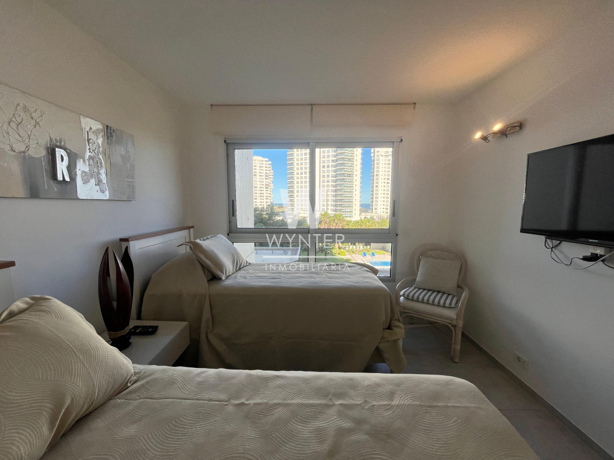 Apartamento ID.5333 - Apartamento en alquiler temporal en primera fila, playa mansa!!!